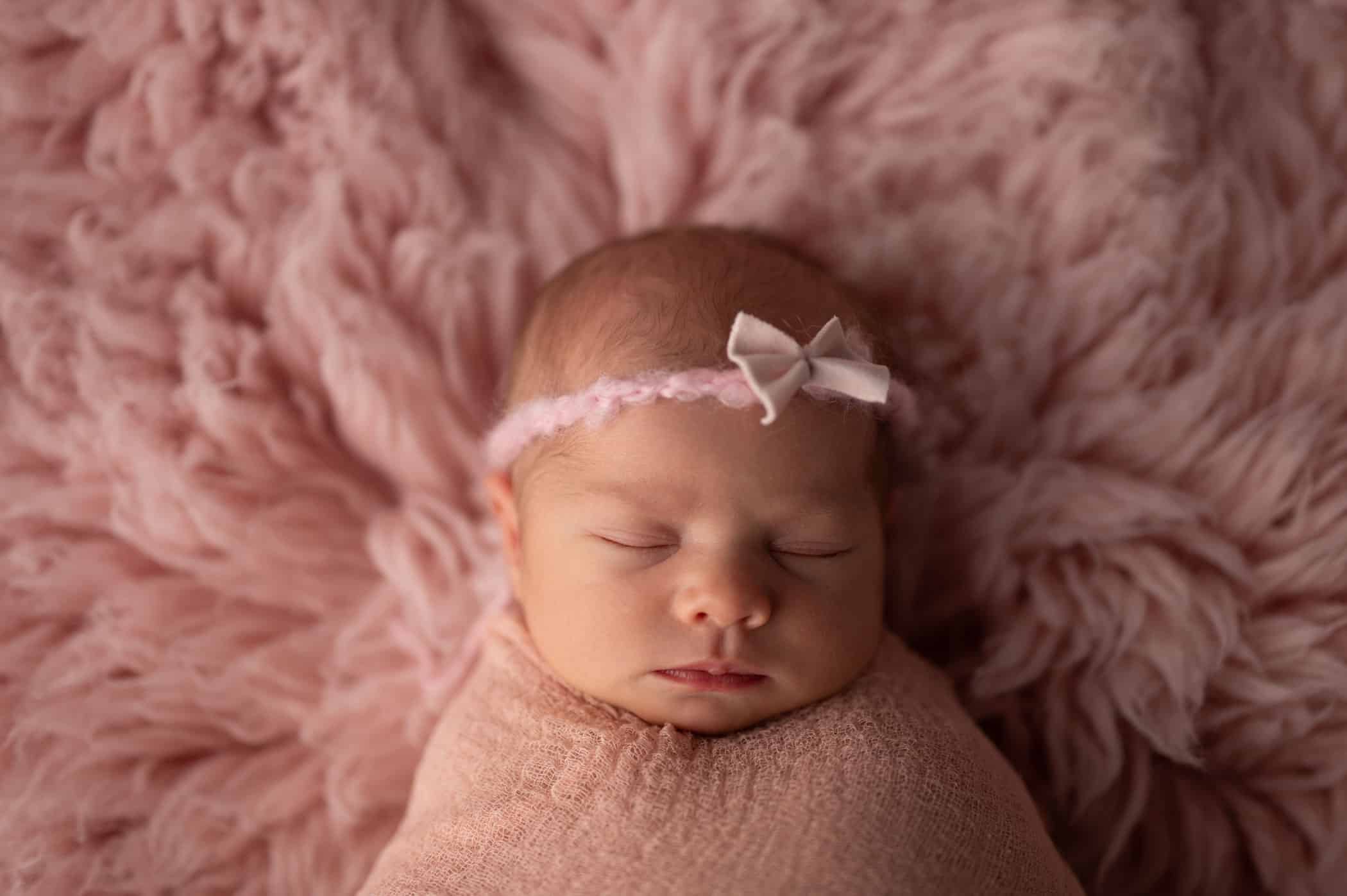 nyfødtfotograf,nyfødtfotograf kristiansand,pris nyfødtfotografering,nyfødtfotografering